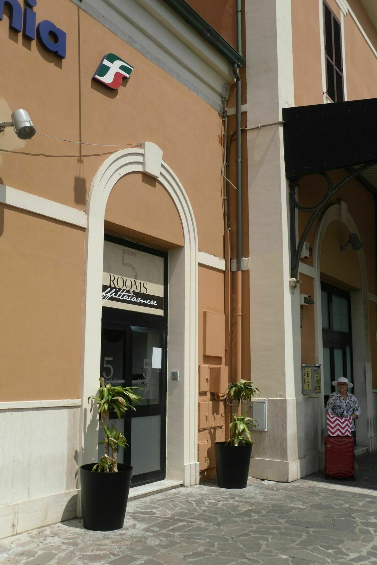 5 Rooms Affittacamere Civitavecchia Ngoại thất bức ảnh