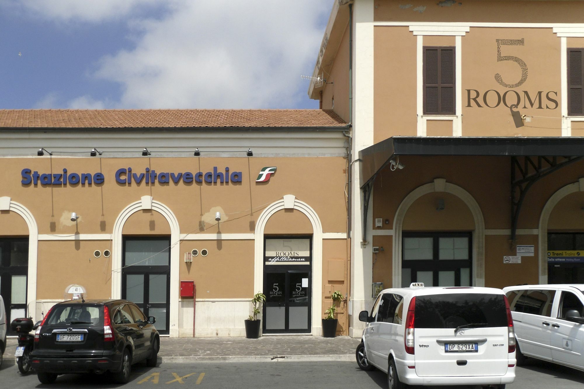 5 Rooms Affittacamere Civitavecchia Ngoại thất bức ảnh